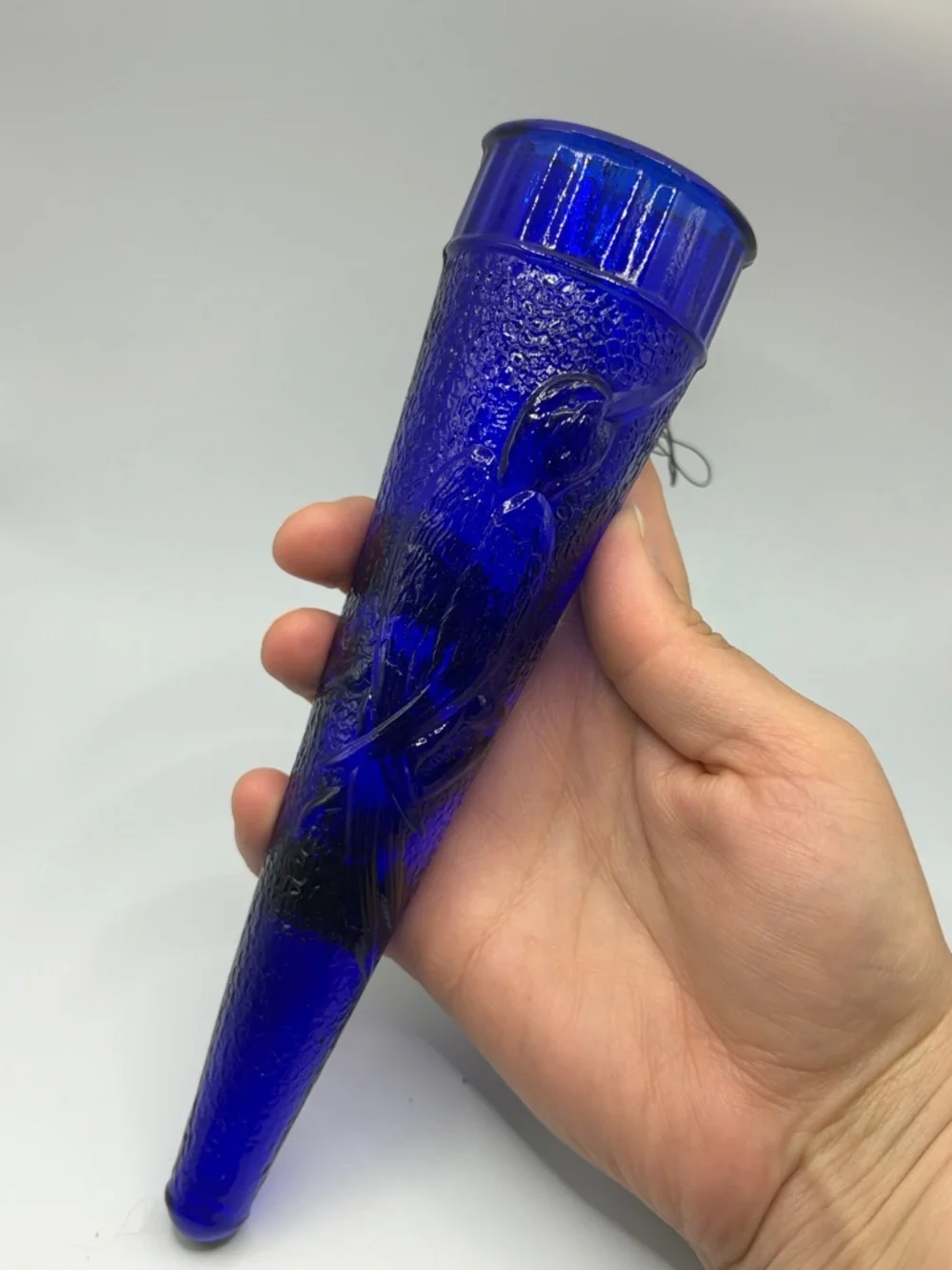 Vintage Cobalt Blue Bird Motif Glass Wall Pocket Flower Vase Automobile Vase - Picture 10 of 10